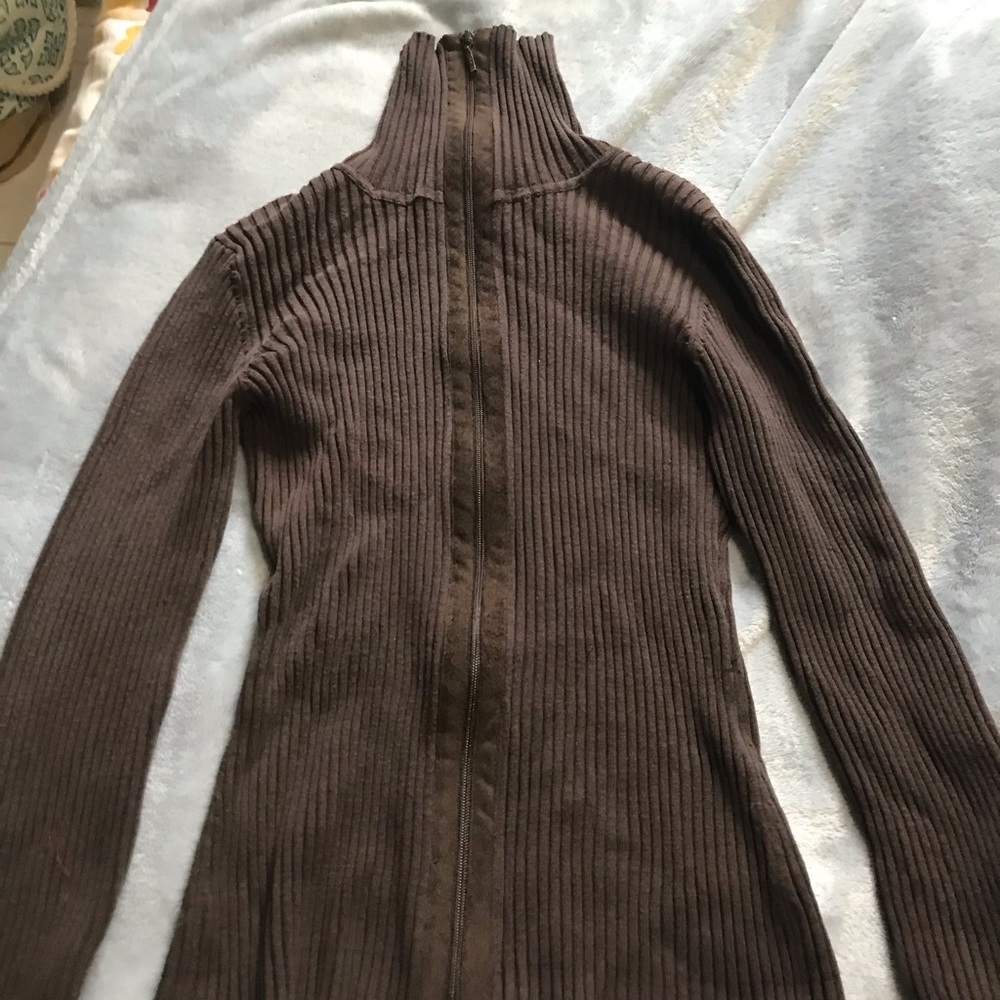 Brown high neck jacket